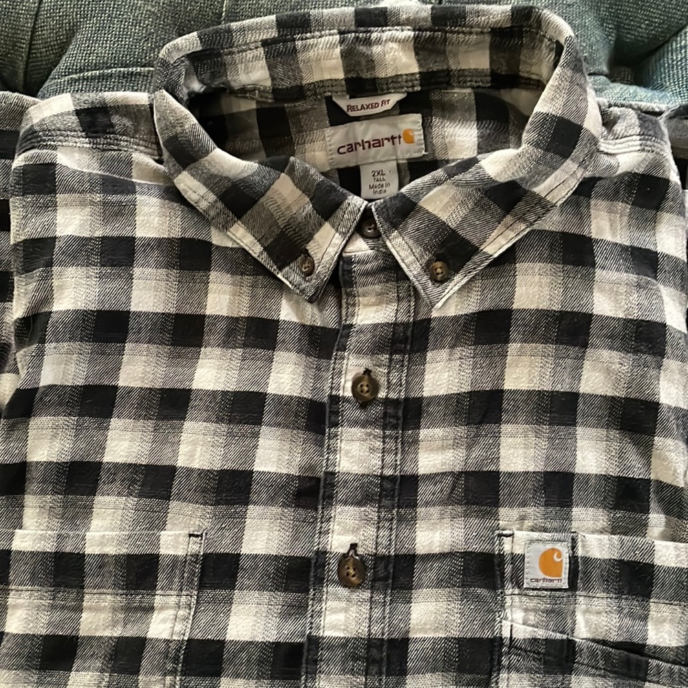 2 XL Tall Carhartt Black, Grey, and White Flannel Shirt